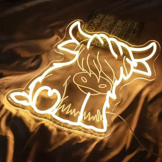 Sakerplus® Highland Cow LED Neon Light