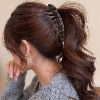 Sakerplus® Minimalist Banana Hair Clips Set